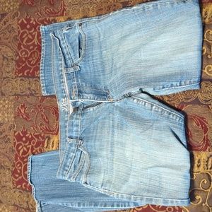 Old Navy. The Diva. Jeans